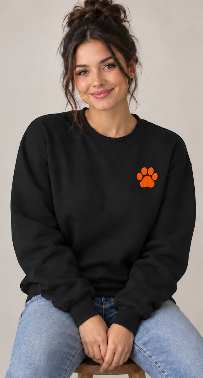 Annetta Long Sleeve Bearcat Logo Crewneck Sweatshirt